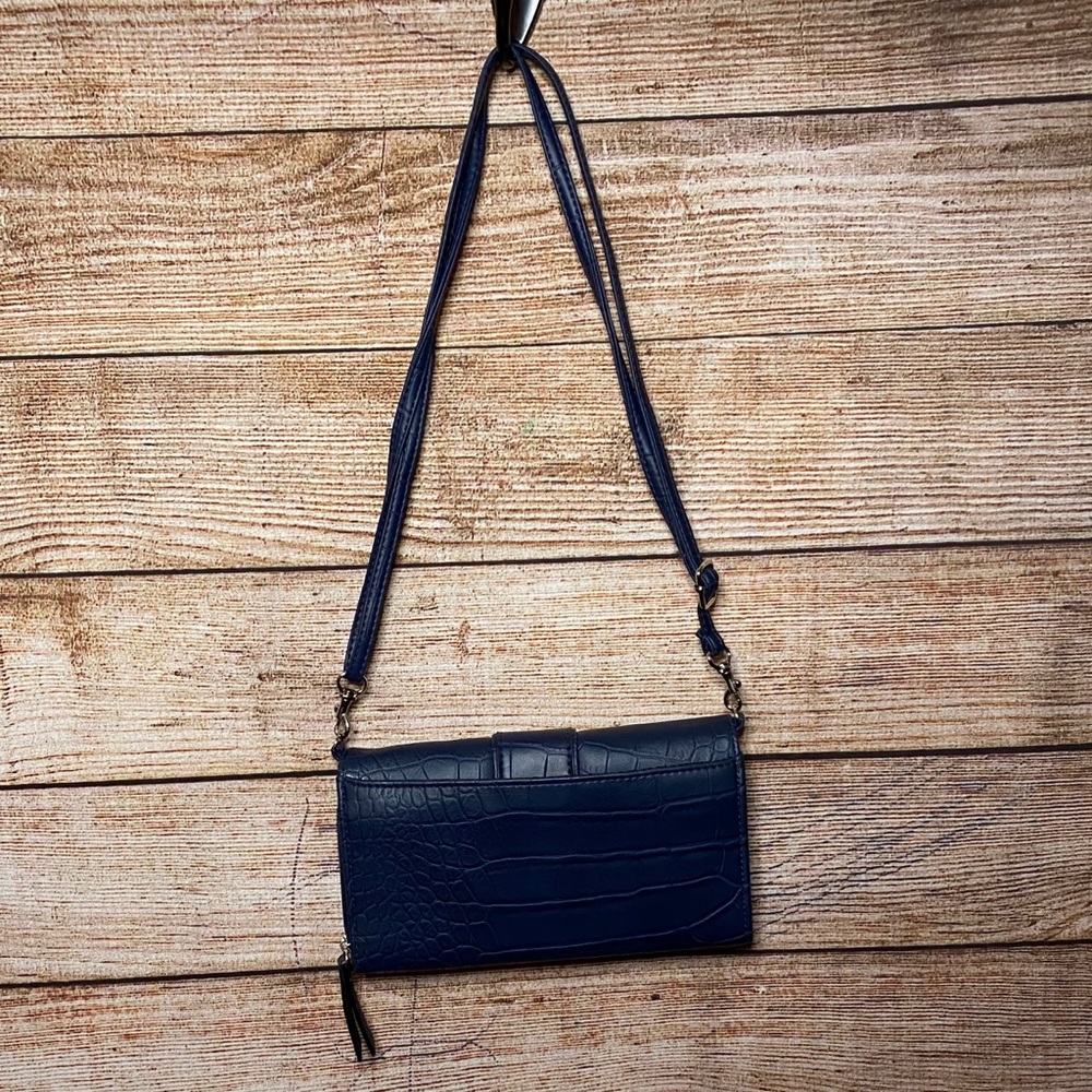 Nicole Miller Blue Croc Adjustable Bag/Clutch - Picture 4 of 10